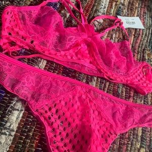 BRAND NEW /TAG HOT PINK TWO PIECE SET